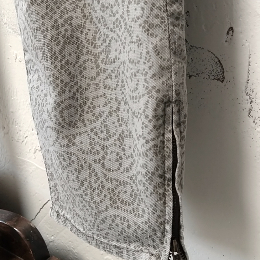 Free People Jeans - Picture 6 of 7